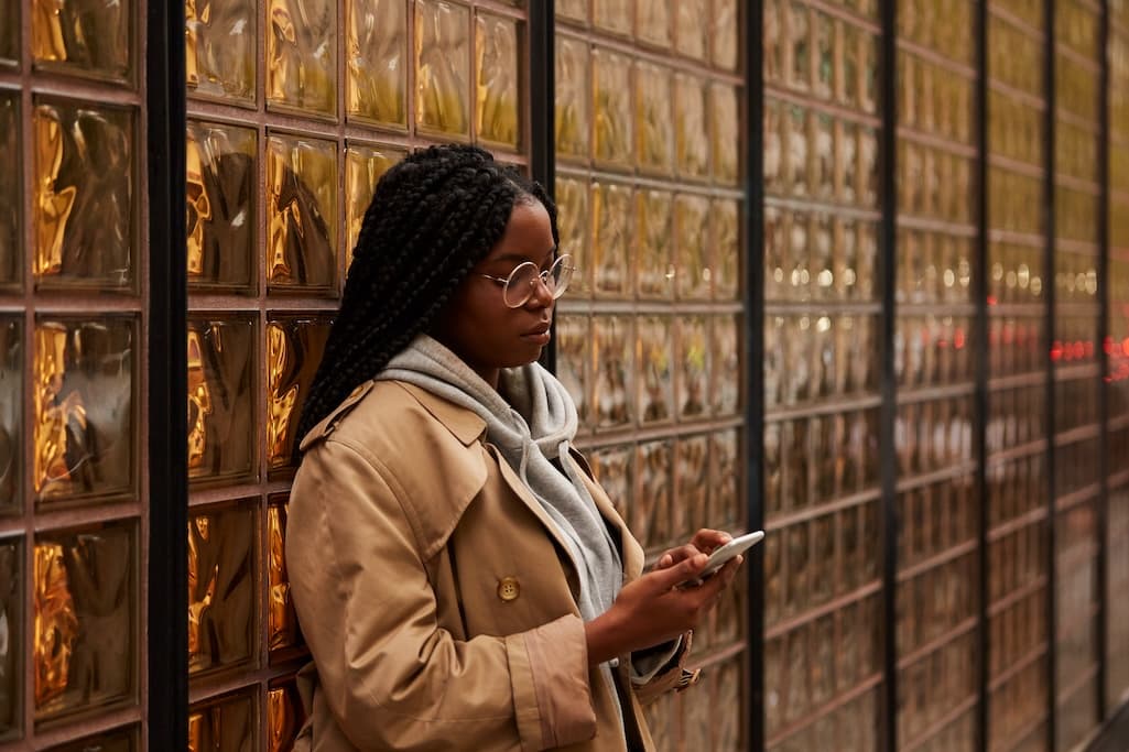 55 Makeup Artist Instagram Captions: The Perfect Pairings for Your Makeup Posts