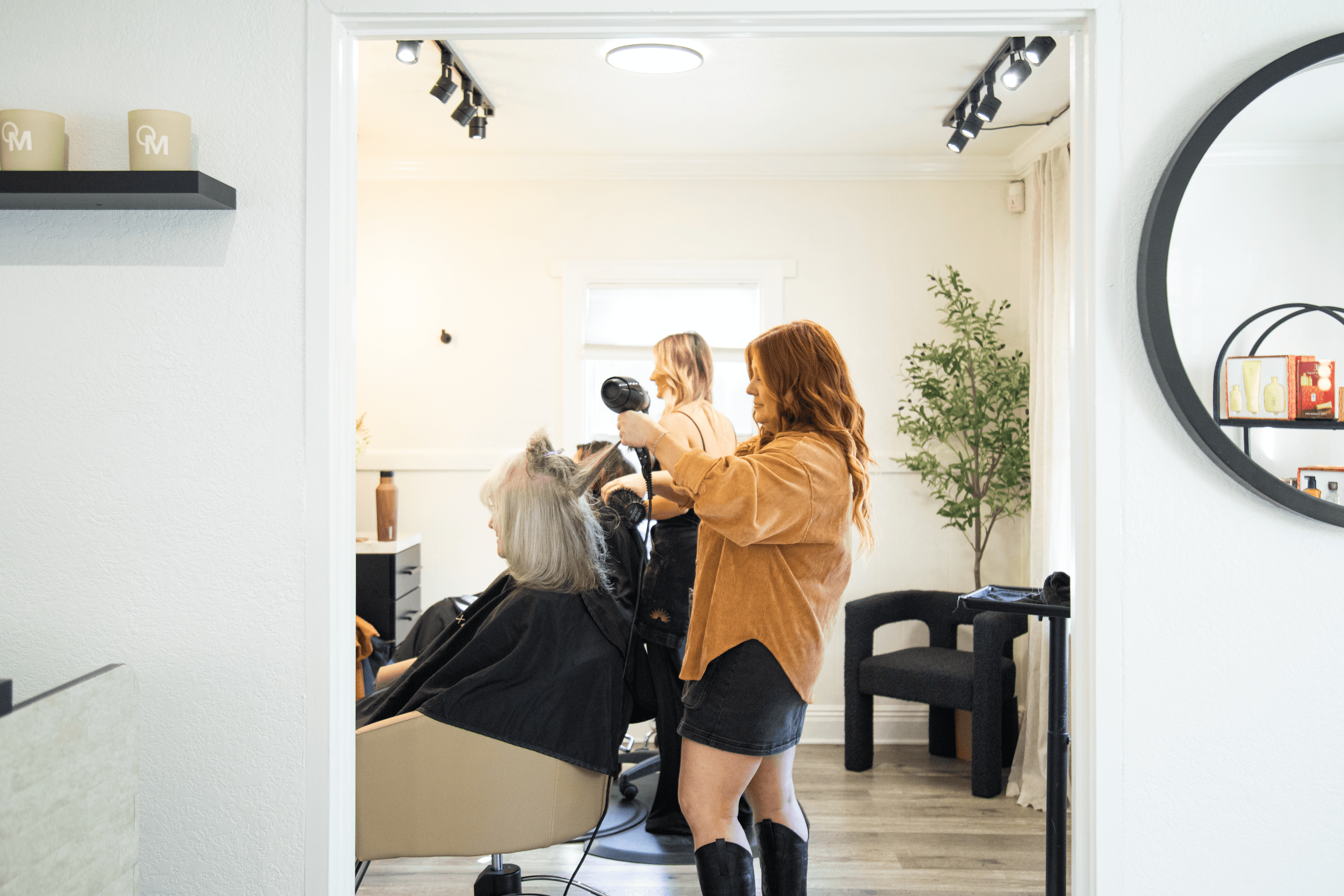 Vagaro vs. Booksy: Which is Best For Your Business?