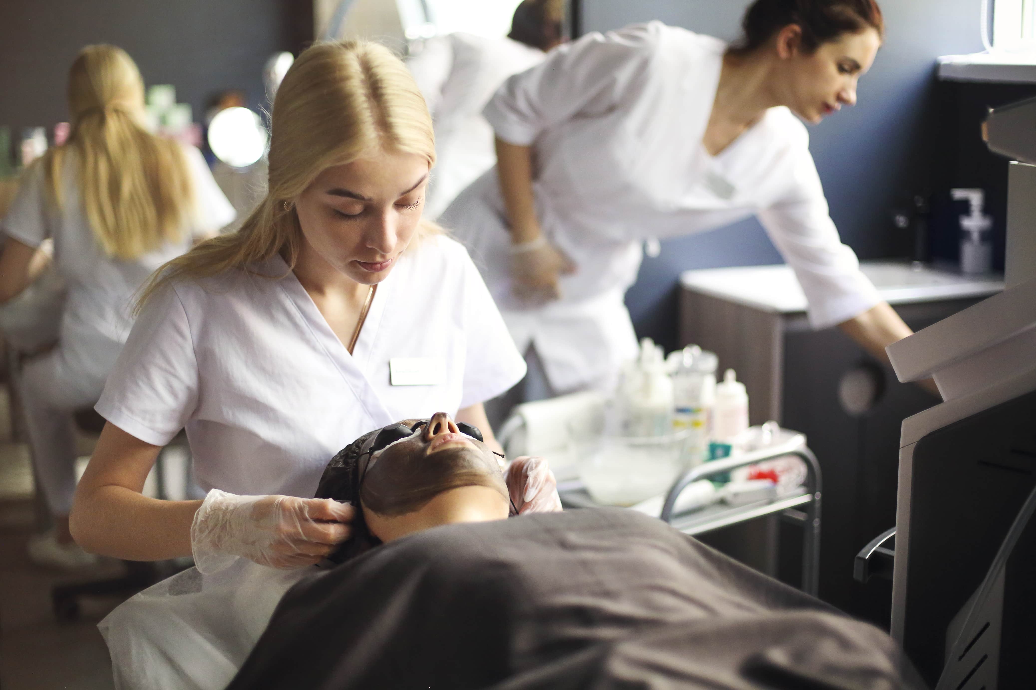 Are Beauty Professionals the Next Generation of Scientists?
